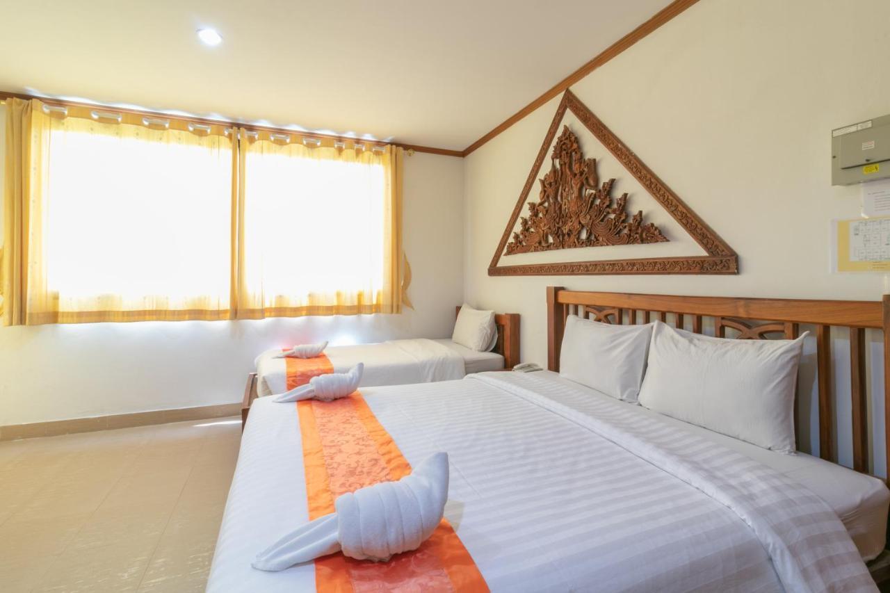 Onnicha Hotel Ratsada Bagian luar foto