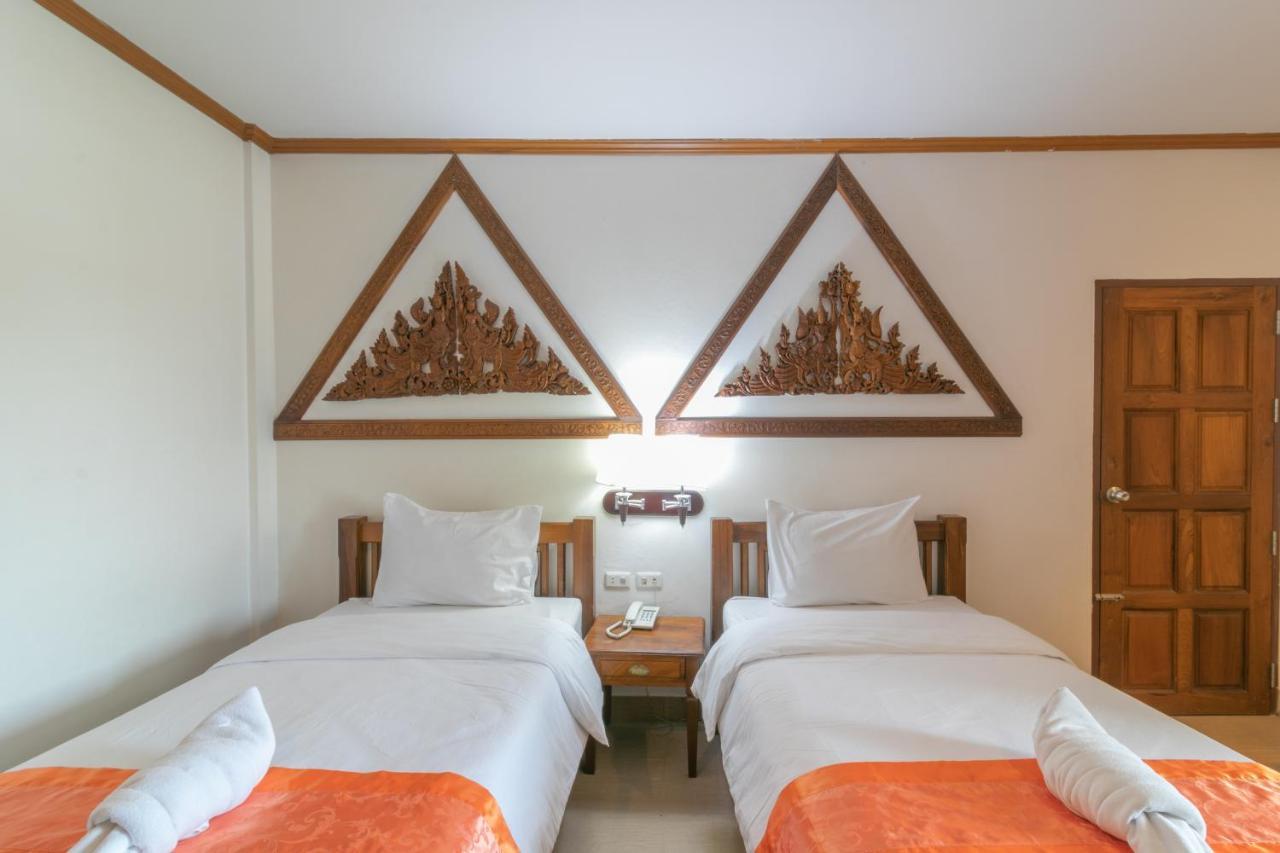 Onnicha Hotel Ratsada Bagian luar foto