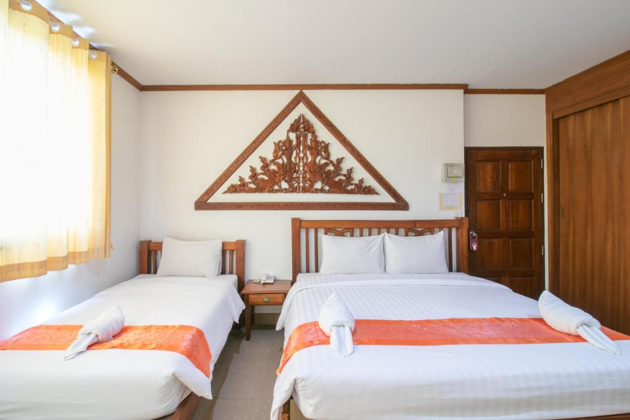 Onnicha Hotel Ratsada Bagian luar foto