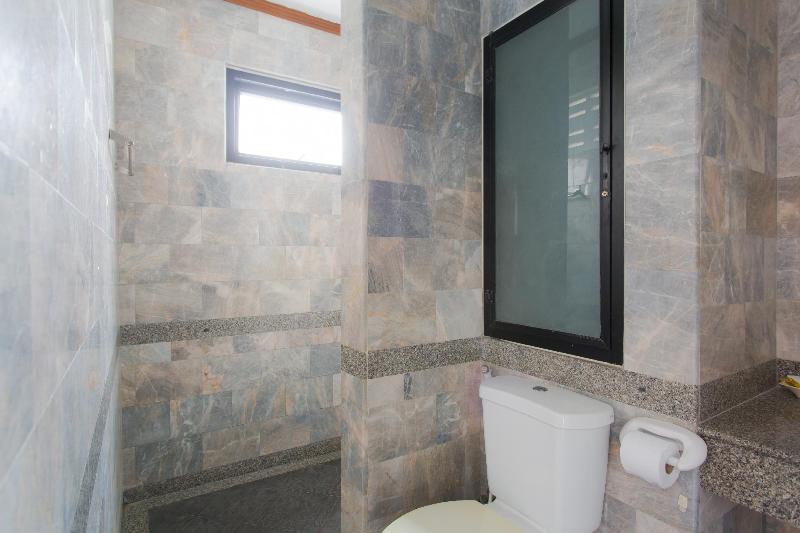 Onnicha Hotel Ratsada Bagian luar foto